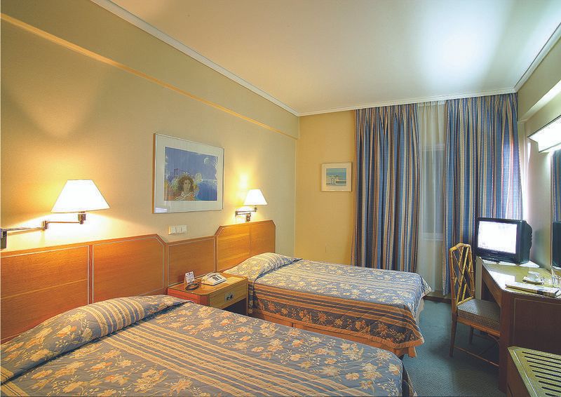 Ionis Hotel фото 3