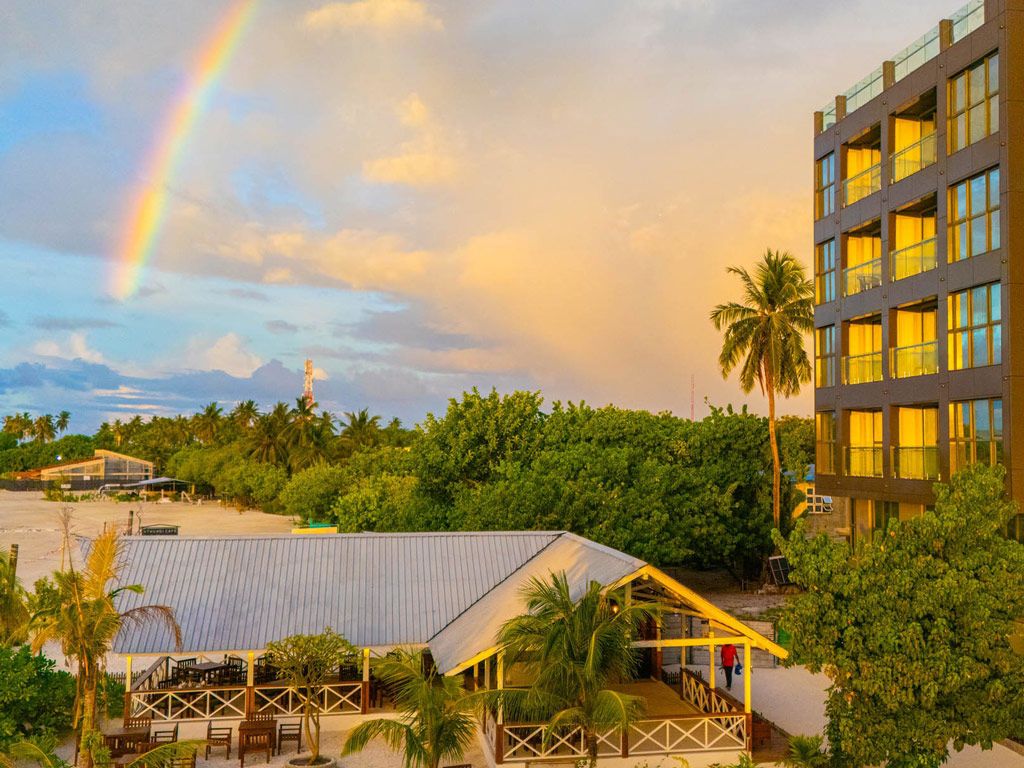 Beach Hotel Guraidhoo фото 11