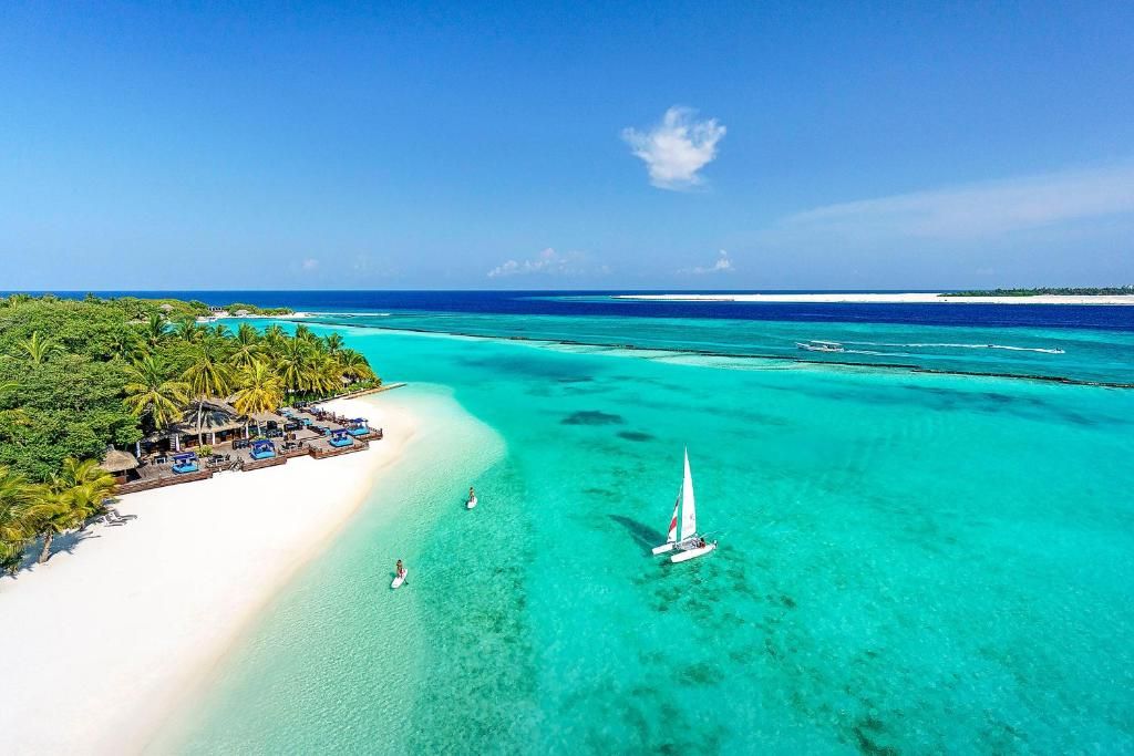 Sheraton Maldives Full Moon Resort & Spa фото 41