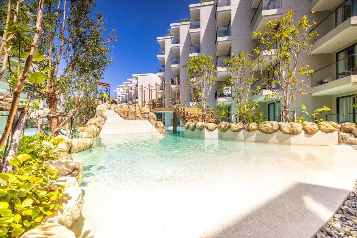 Phuket Emerald Beach Resort фото 6