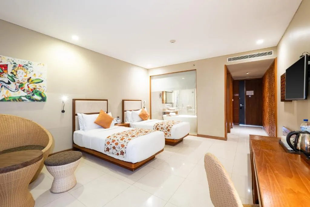 Vouk Hotel & Suites фото 2