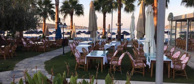 Фото отеля Nagi Beach