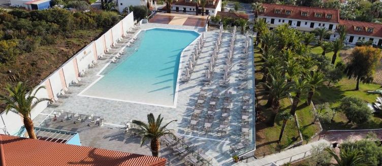 Фото отеля Bomo Aristoteles Holiday Resort & SPA