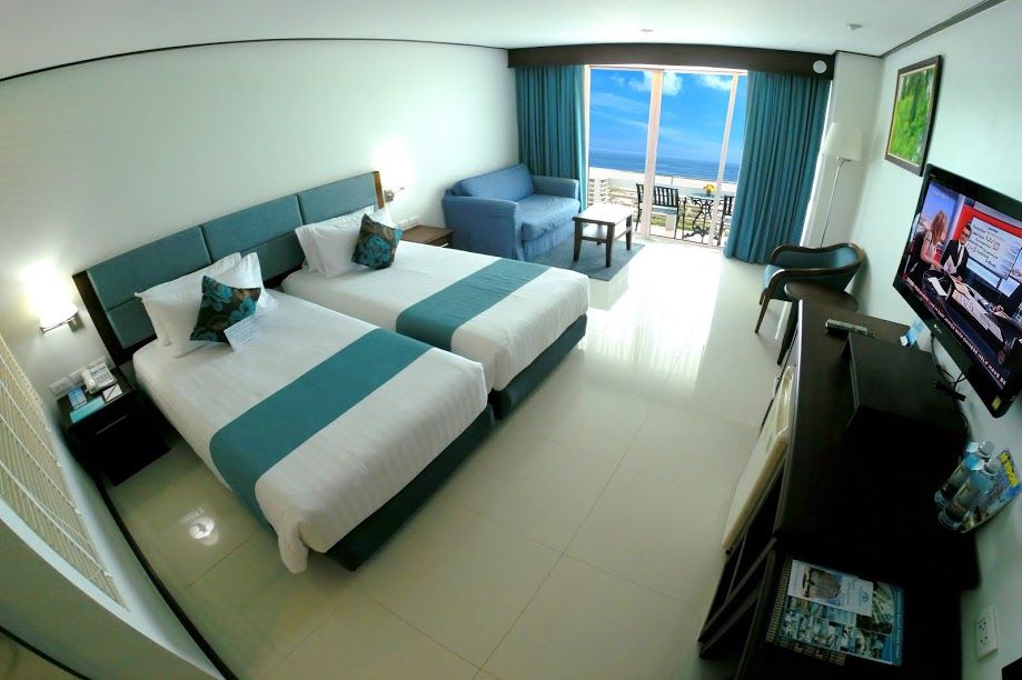 Andaman Beach Suites Hotel фото 58