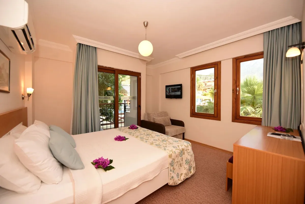 Perdikia Hill Family Resort & Villas фото 4