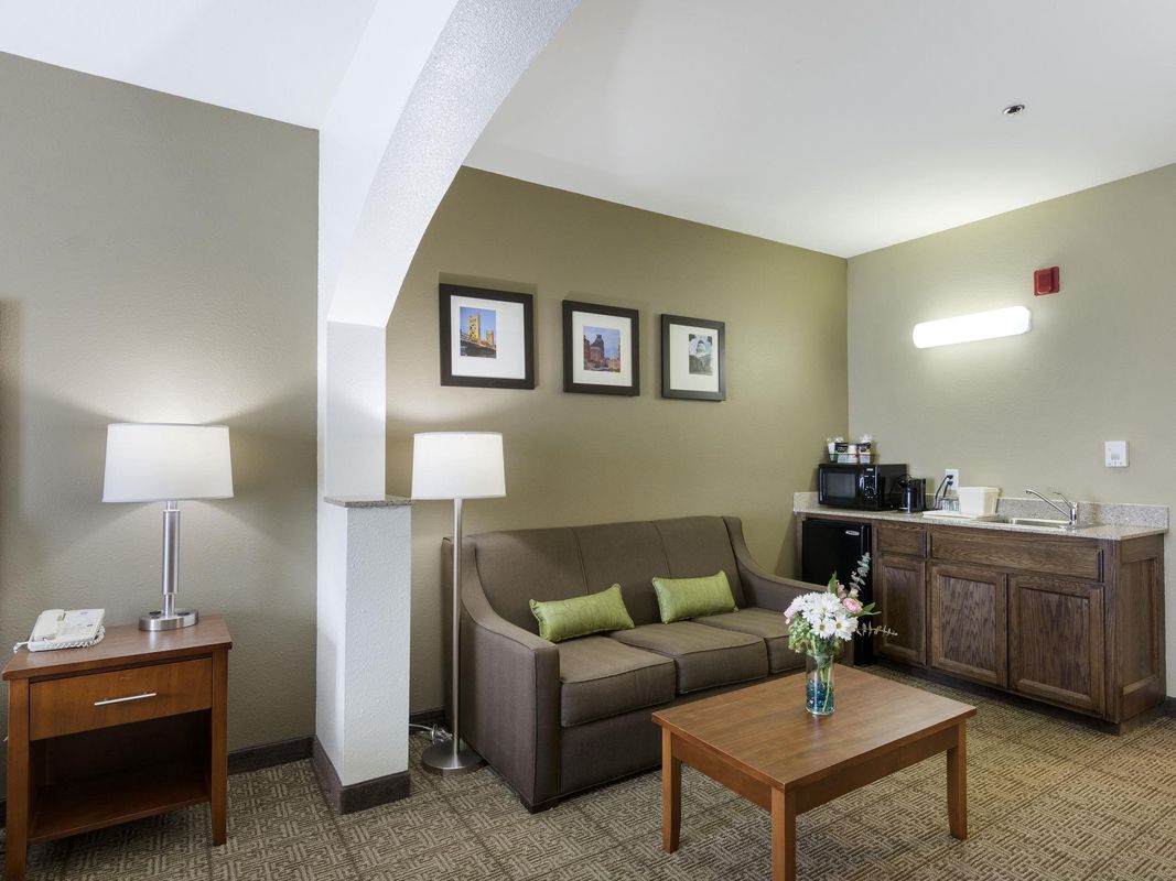 Comfort Inn & Suites Sacramento – University Area фото 9