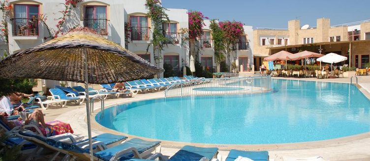 Фото отеля Serpina Hotel