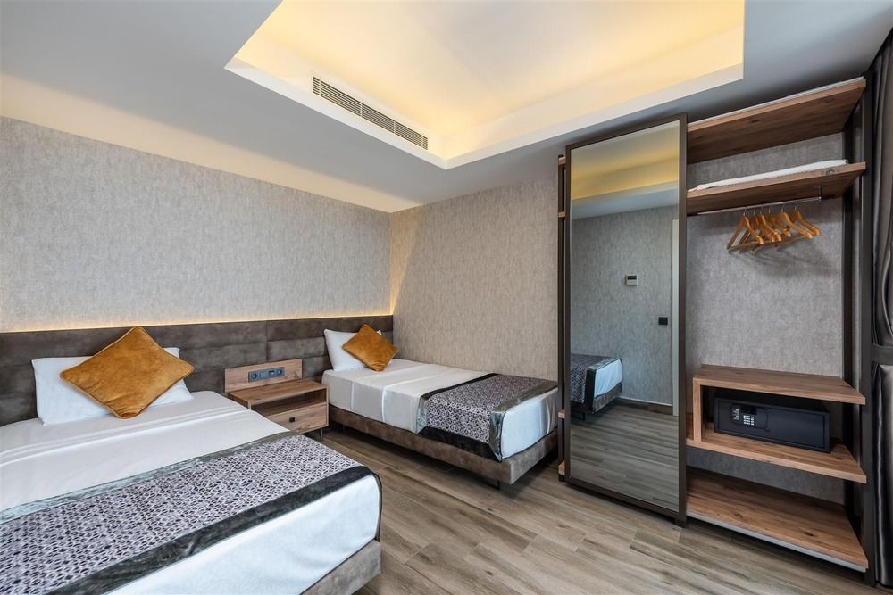 Elite Luxury Suite & Spa фото 82
