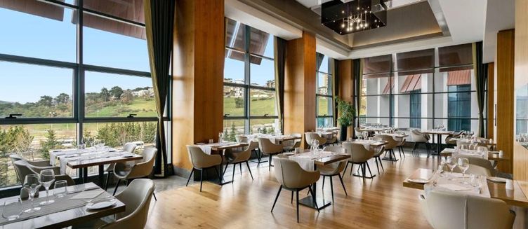 Фото отеля Radisson Blu Hotel & Spa, Istanbul Tuzla