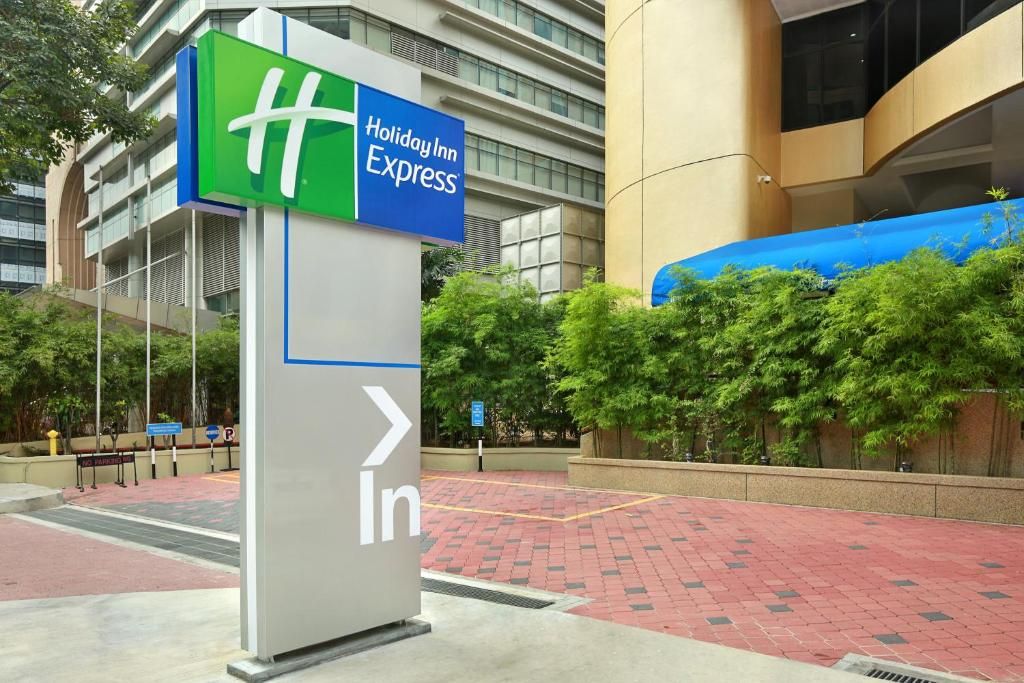Holiday Inn Express Kuala Lumpur City Centre фото 87