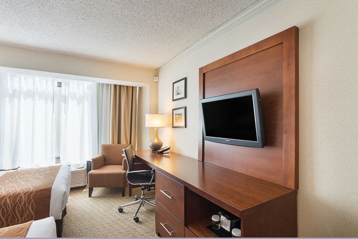 Comfort Inn By the Bay фото 39