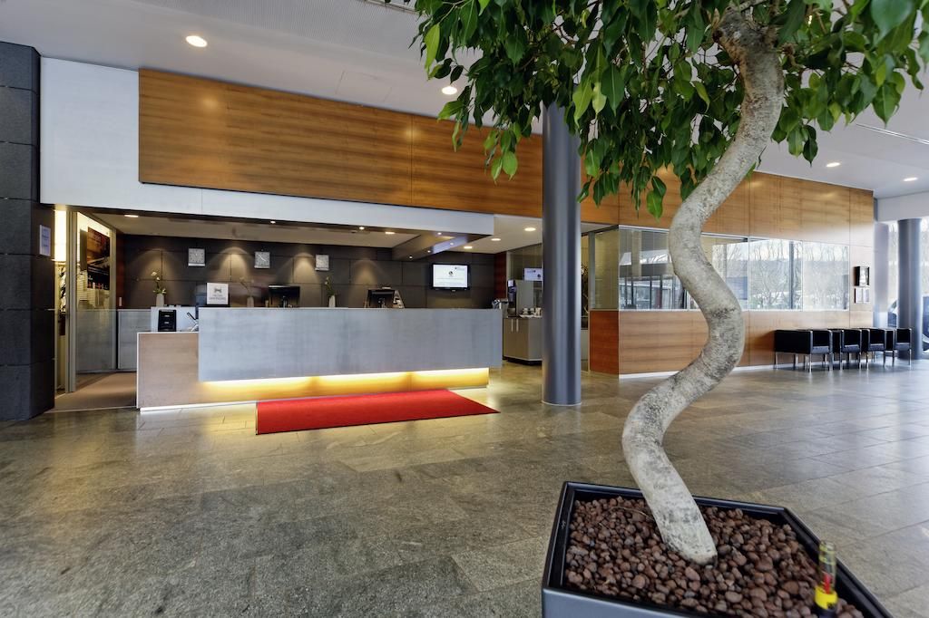 Hilton Garden Inn Stuttgart Neckarpark фото 32