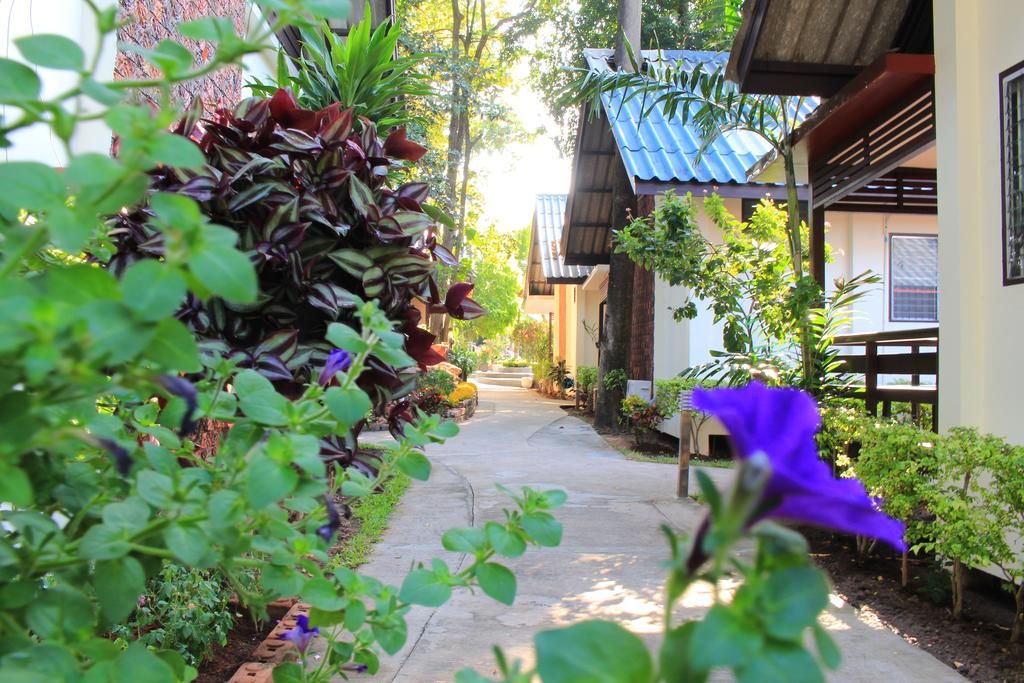 The Beach Garden Resort фото 38