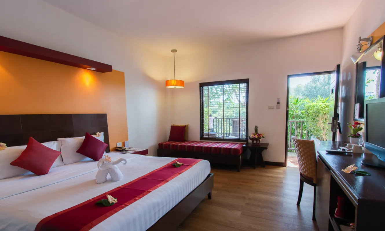 All Seasons Naiharn Phuket фото 2