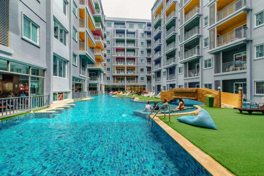 Elite Suite Hotel Patong фото 24