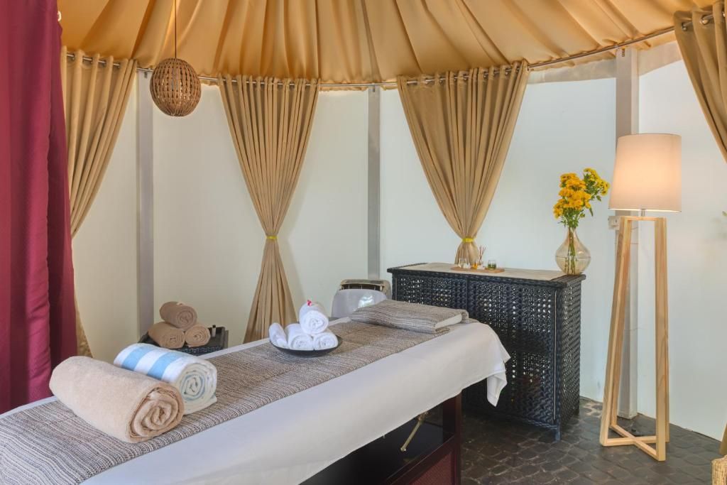 Azaya Beach Resort Goa фото 16