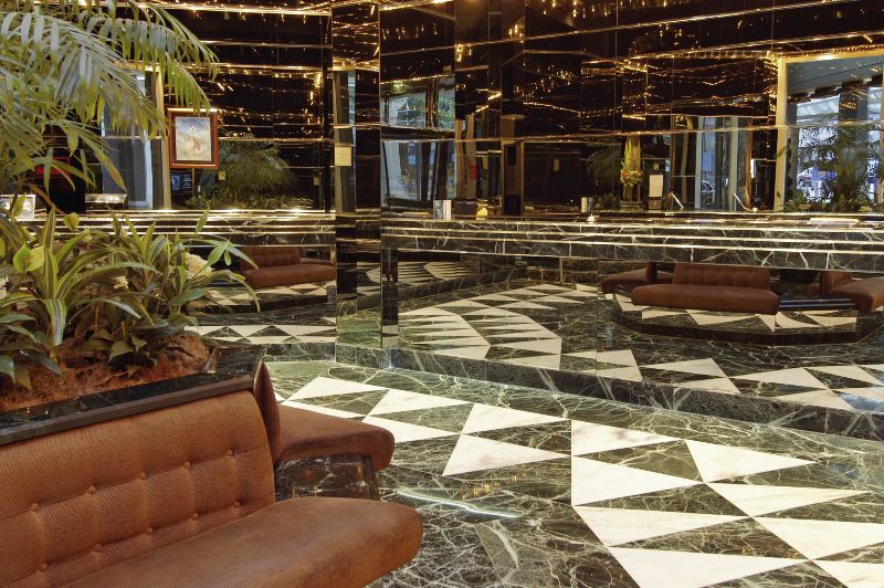 Millennium Hilton New York One UN Plaza фото 3