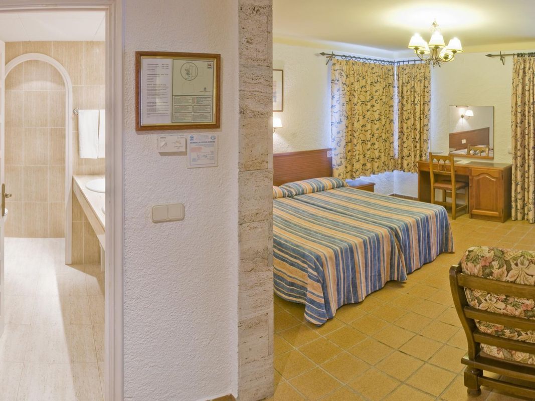 Hotel GHT Neptuno фото 55