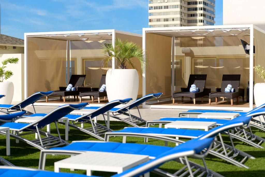 Hilton Waikiki Beach Hotel фото 27
