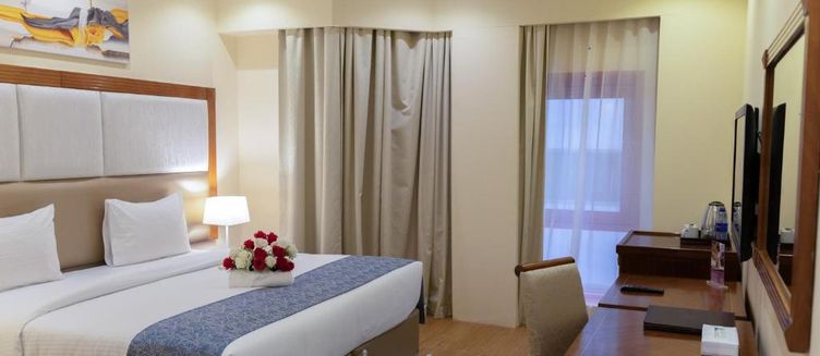 Фото отеля Vendome Plaza Hotel