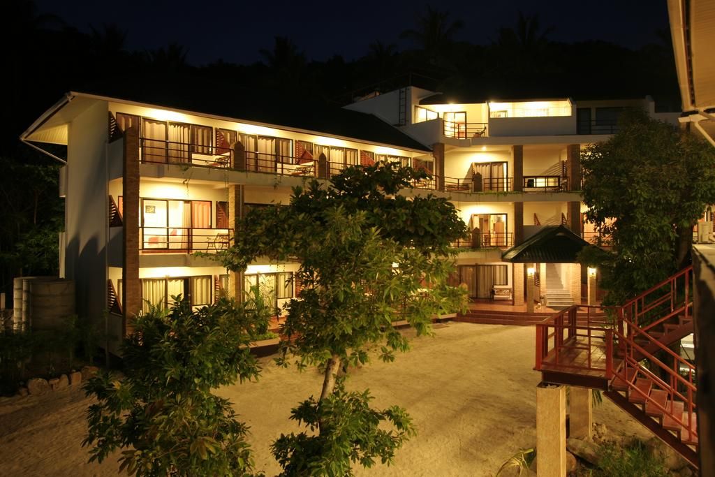 Haadlad Prestige Resort & Spa фото 43