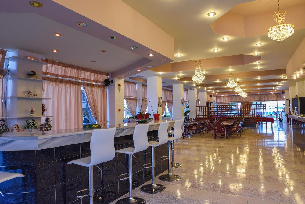 Lagonas Beach Hotel Apartments фото 4