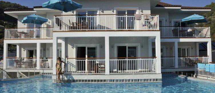 Фото отеля Mozaik Swim Up Hotel and Apartments