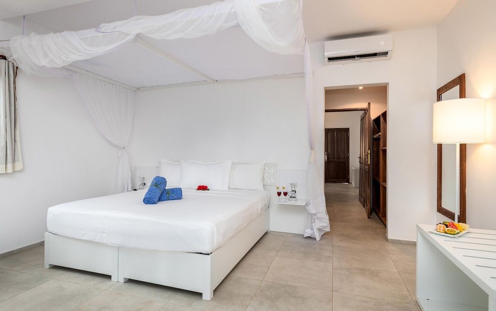 Sandies Baobab Beach Zanzibar фото 3