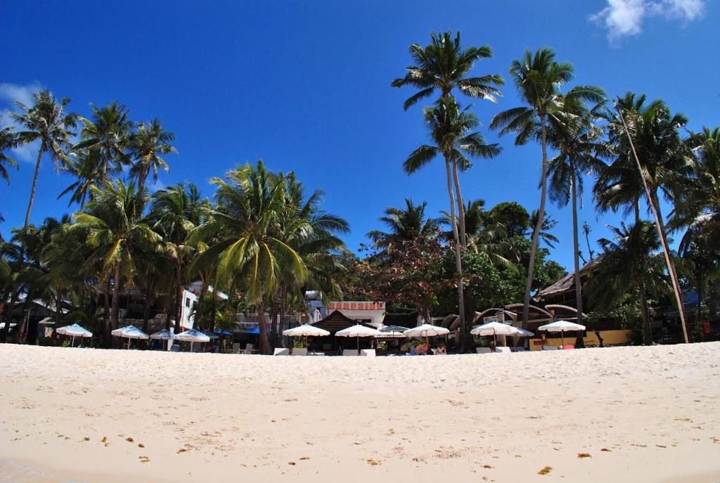 Surfside Boracay Resort & Spa фото 84