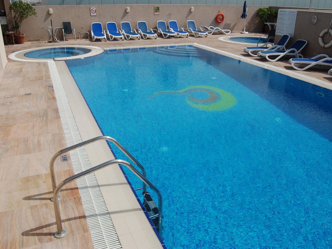 Country Club Hotel Dubai фото 5