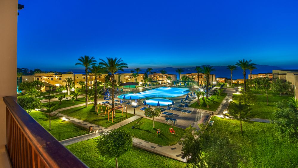 Horizon Beach Resort фото 3