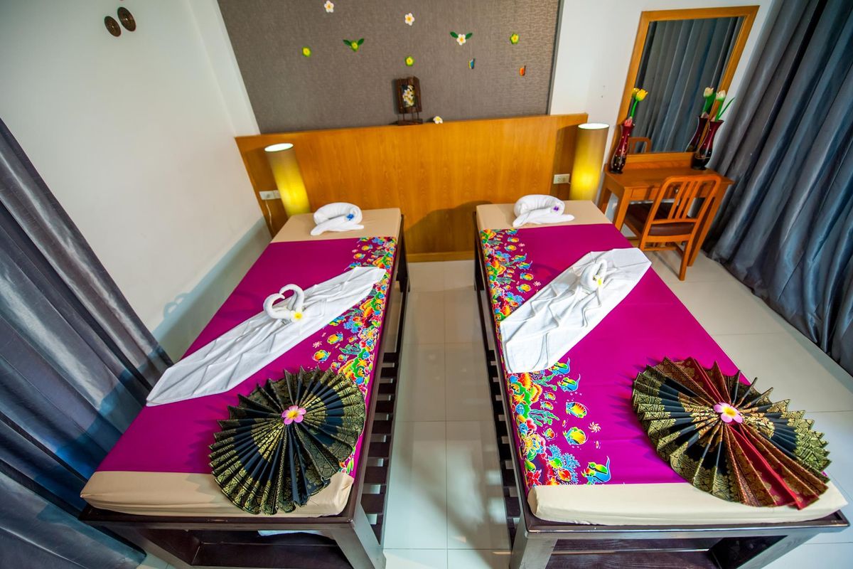 Grand Nai Harn Suites фото 34