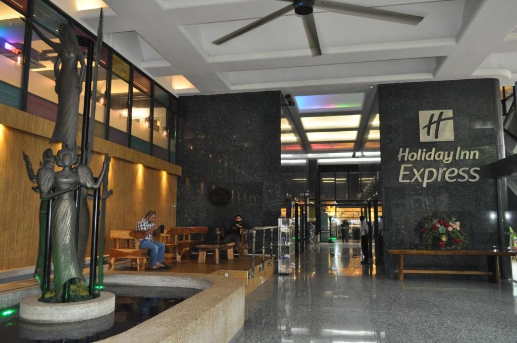 Holiday Inn Express Kuala Lumpur City Centre фото 91