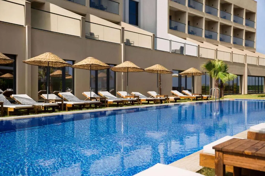 Ramada by Wyndham Cesme фото 4