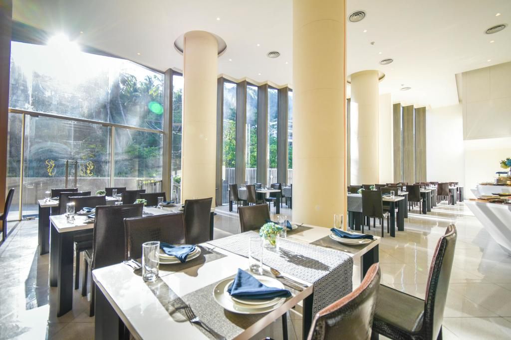 The Aristo Resort Surin Beach фото 3