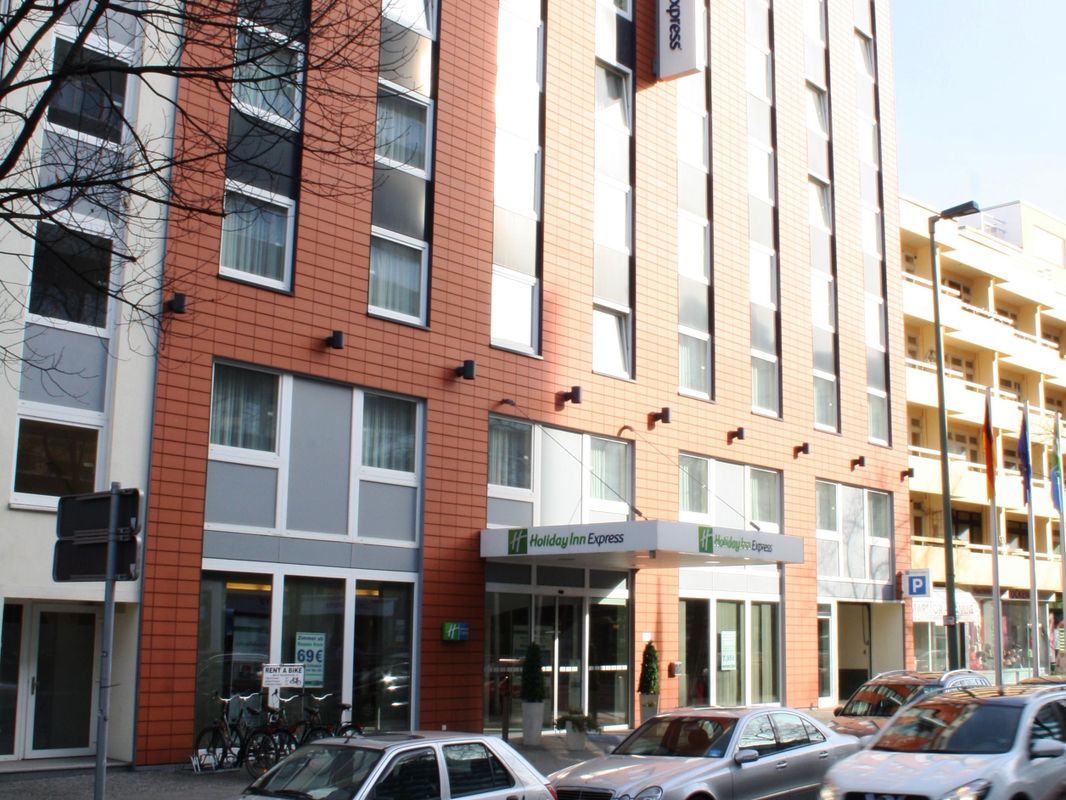 Holiday Inn Express Berlin City Centre, an IHG Hotel фото 10