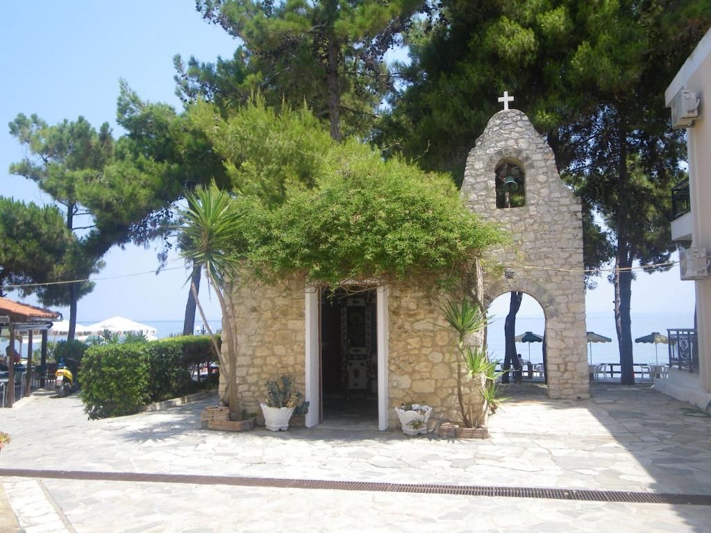 Castello Beach Hotel фото 7