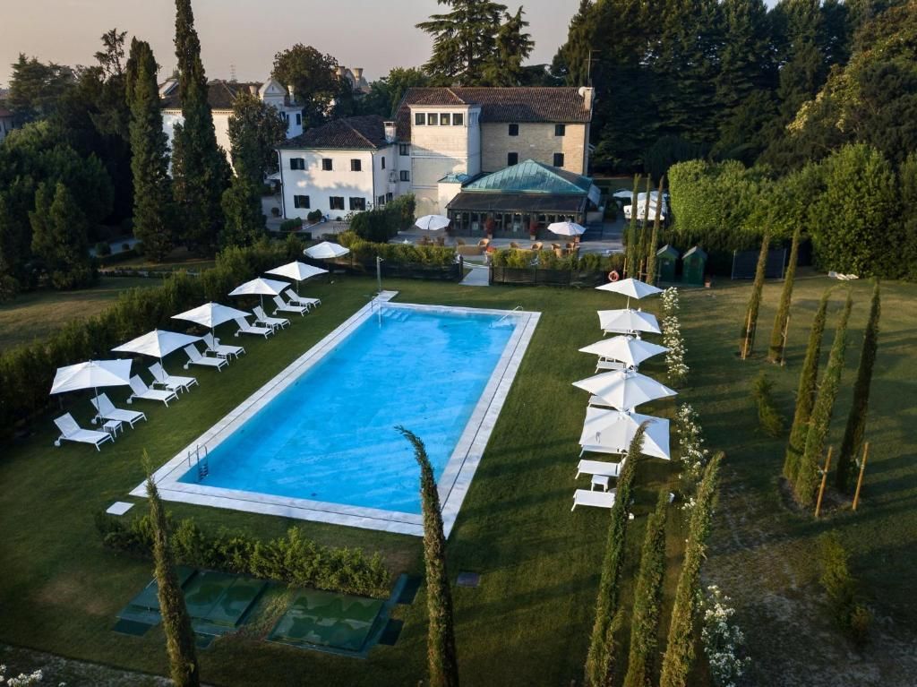 Relais et Châteaux Hotel Villa Franceschi фото 4