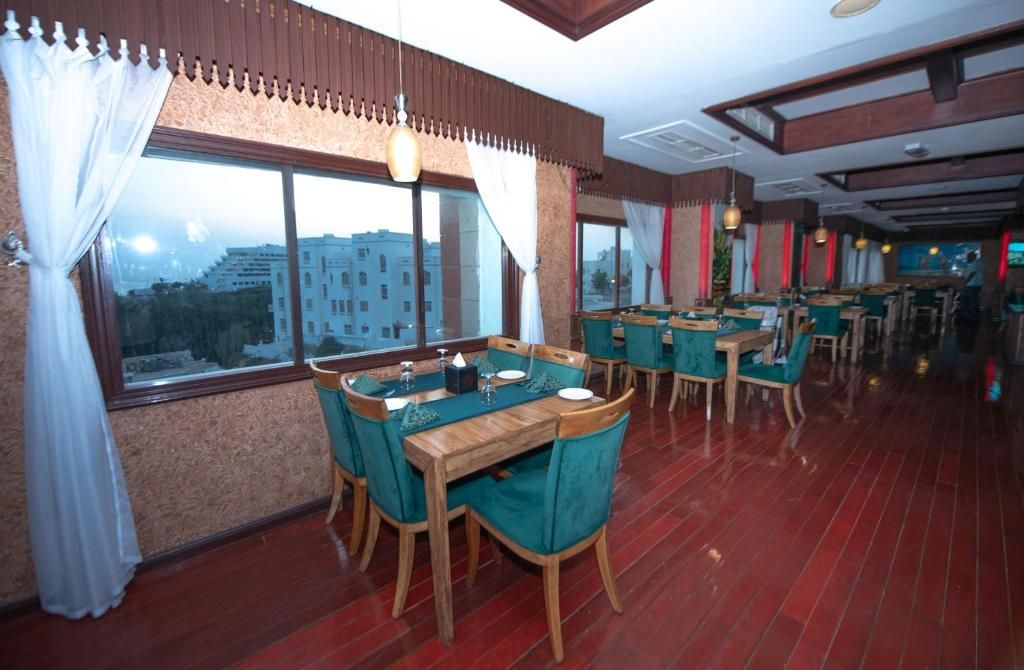 Ramee Guestline Hotel Qurum фото 32