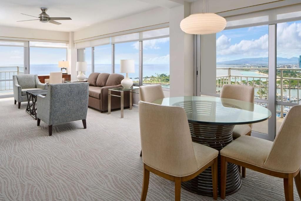 Ilikai Hotel & Luxury Suites фото 62