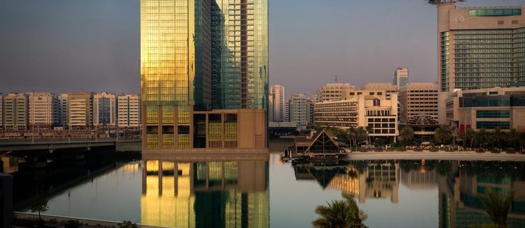 Фото отеля Beach Rotana Residences