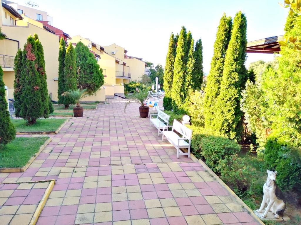 Holiday Village Yalta фото 6