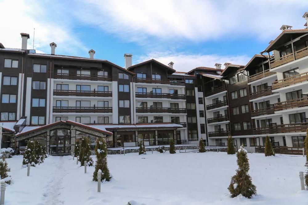 Mountain Paradise by the Walnut Trees Aparthotel фото 2