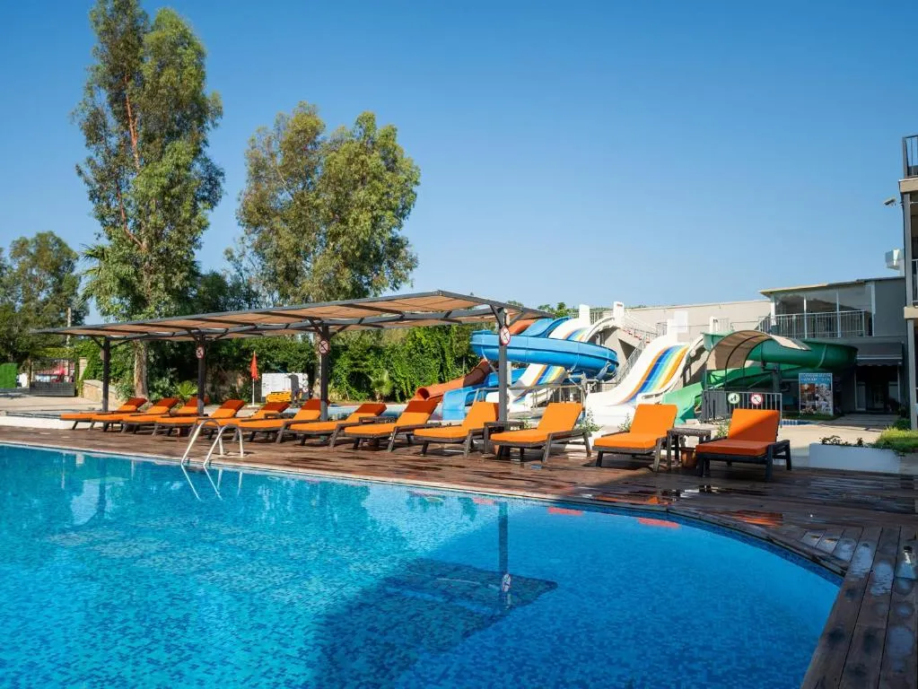 Bodrum Beach Resort фото 21