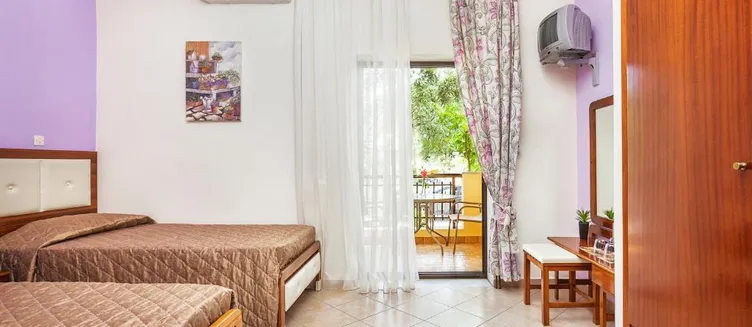 Фото отеля Lemon Garden Villas
