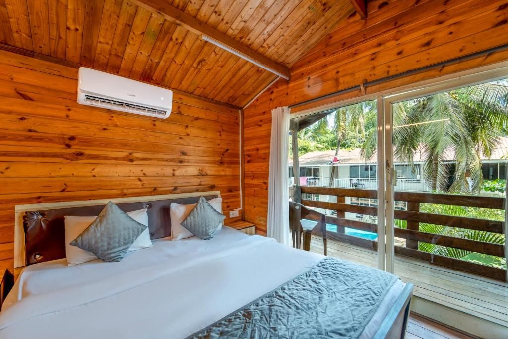 Beach Walk Resort фото 32