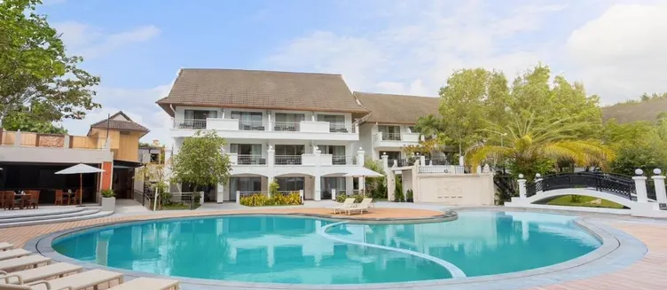 Фото отеля Pinnacle Grand Jomtien Resort