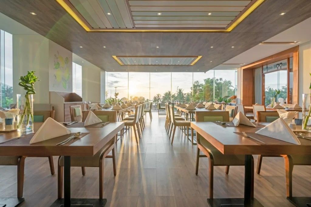 A La Carte Danang Beach фото 24