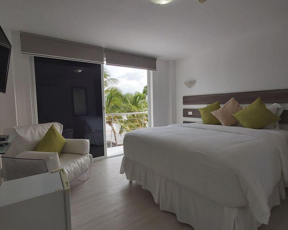 El Yaque Beach Hotel фото 4