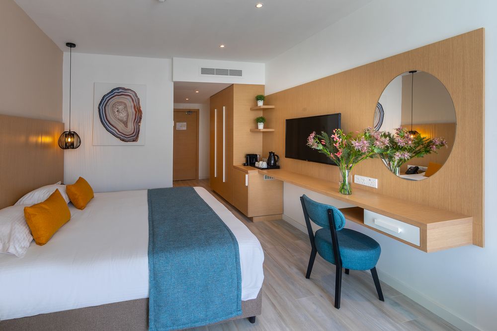 Leonardo Crystal Cove Hotel & Spa - by the sea (only adults 16+) фото 59